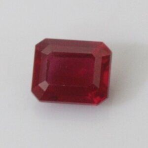 Lab Certified 6 Carat Red Ruby Loose Gemstone Emerald Cut 11 x 9 x 5 mm NEW